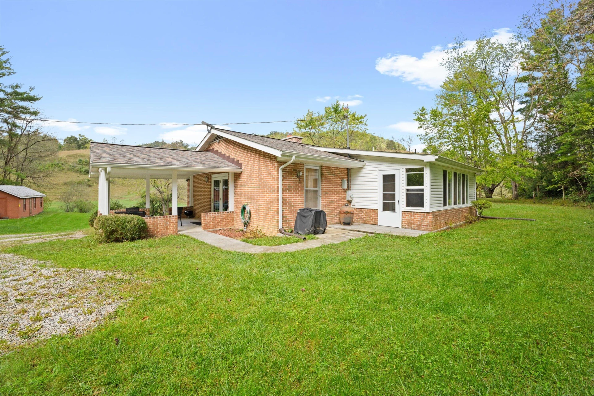 2560 Fishers View RD - Photo 29