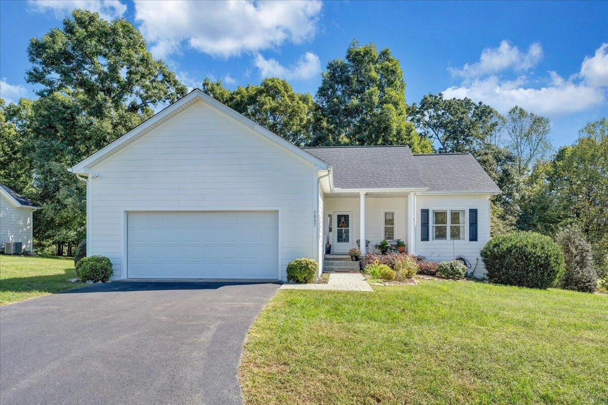 1087 Joffrey DR