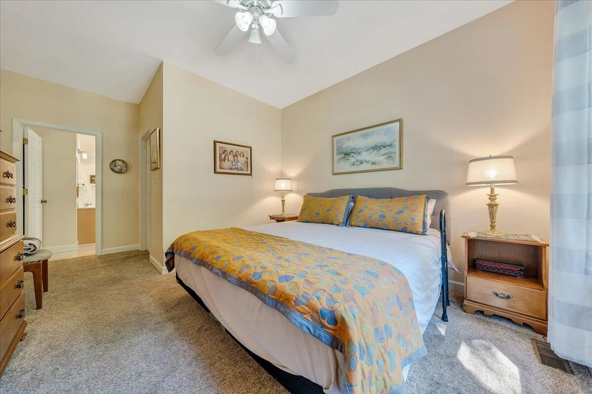 1087 Joffrey DR - Photo 19
