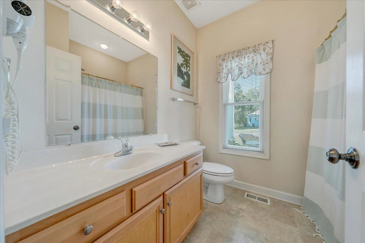 1087 Joffrey DR - Photo 26