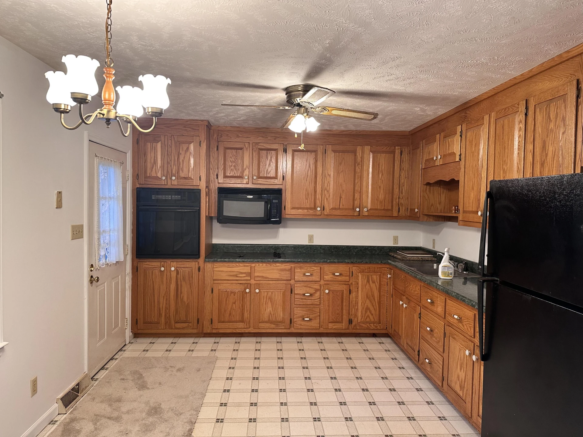 9711 Woolwine Hwy - Photo 11