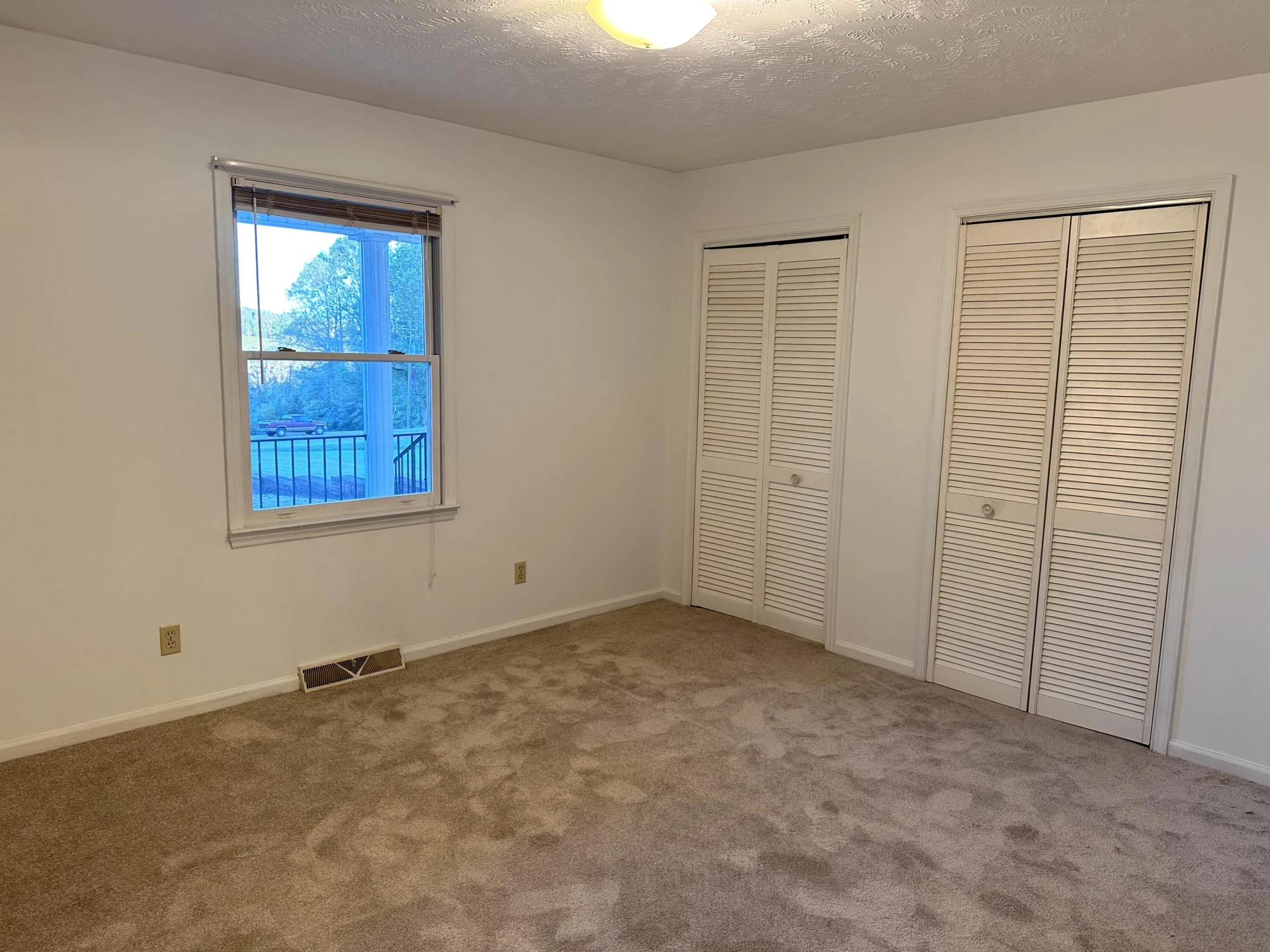 9711 Woolwine Hwy - Photo 16