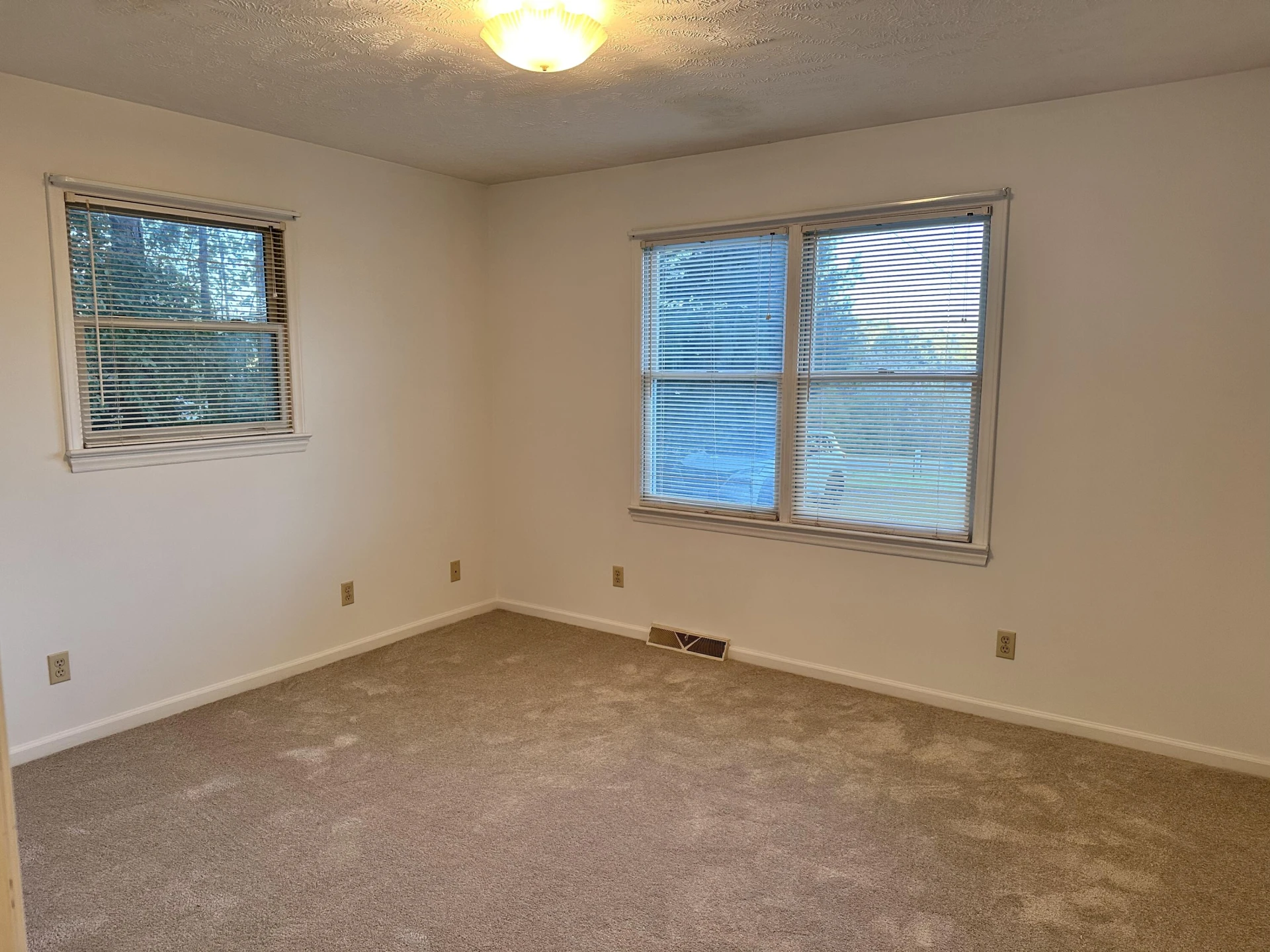 9711 Woolwine Hwy - Photo 21