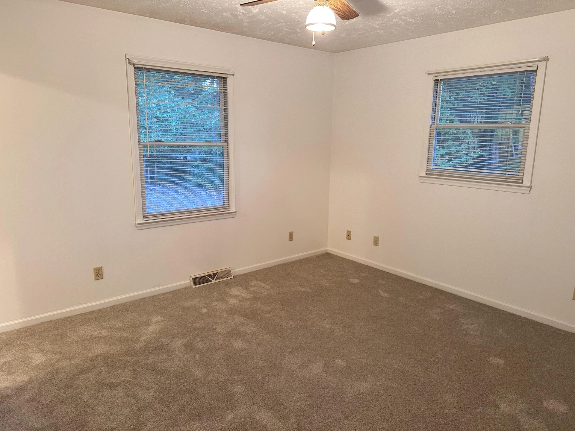 9711 Woolwine Hwy - Photo 23