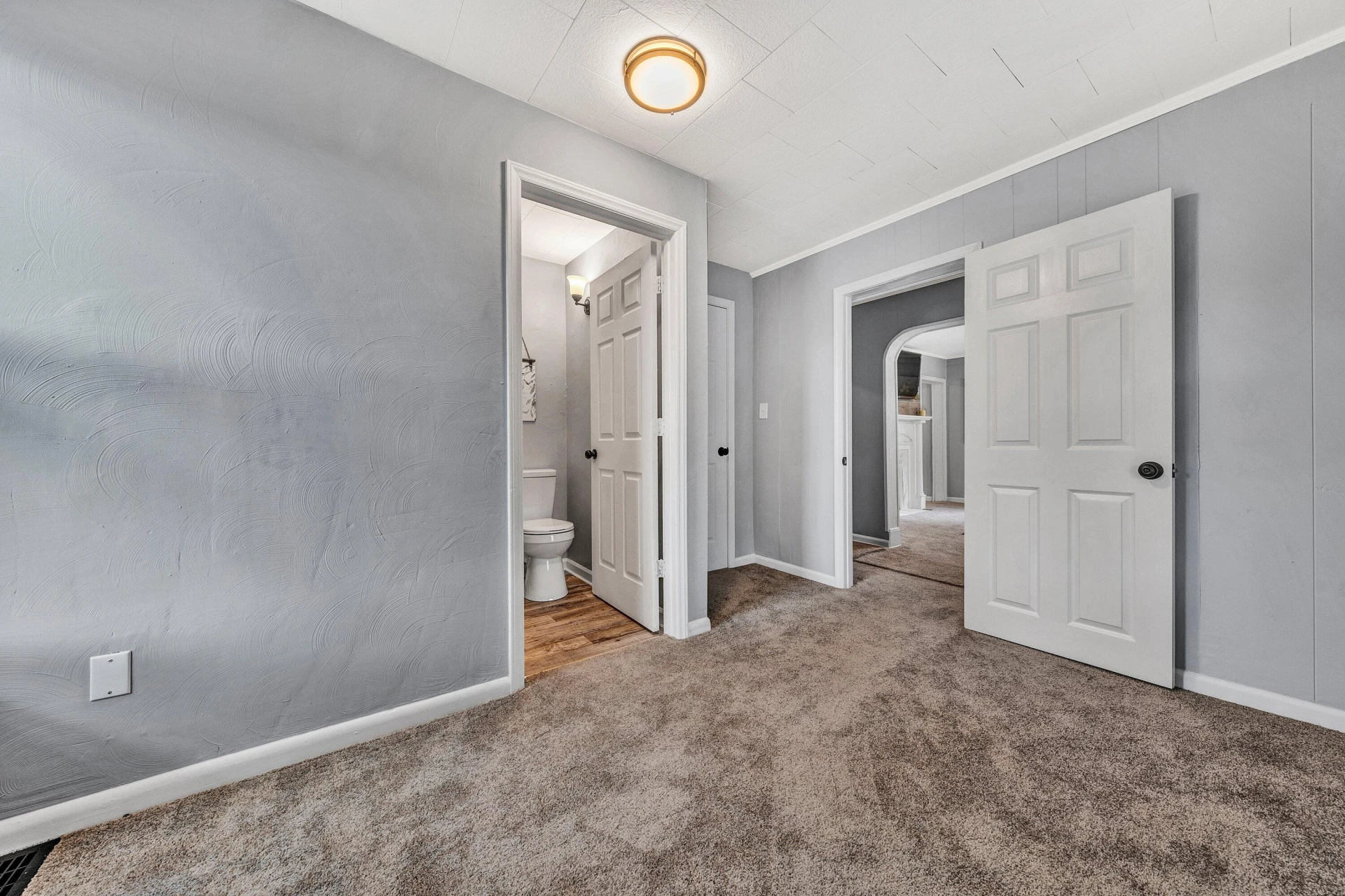 822 Gilmer AVE - Photo 10