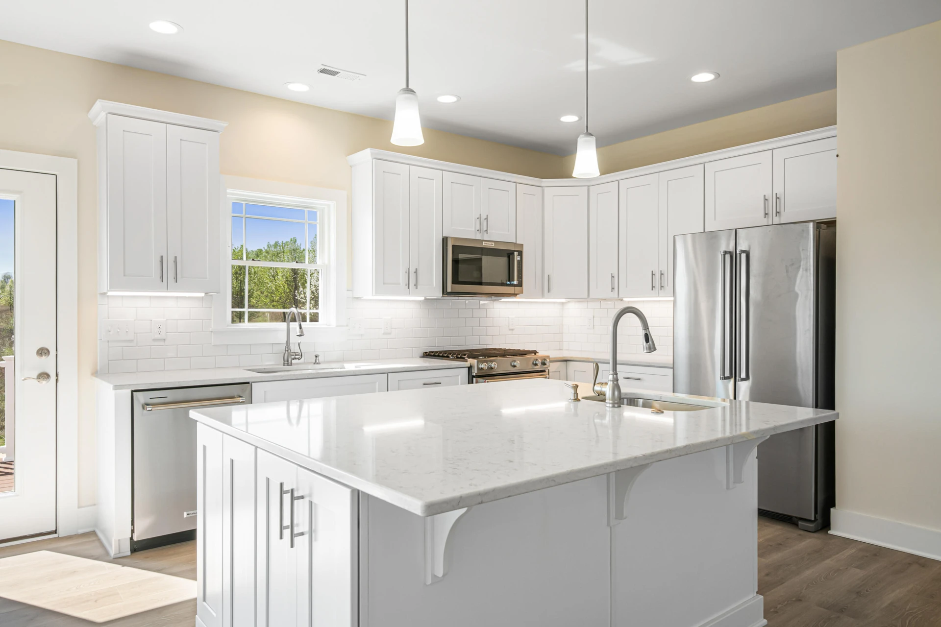 6903 Doral DR - Photo 12