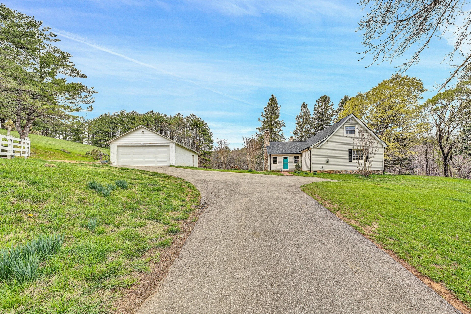 6869 Old Mill RD - Photo 3