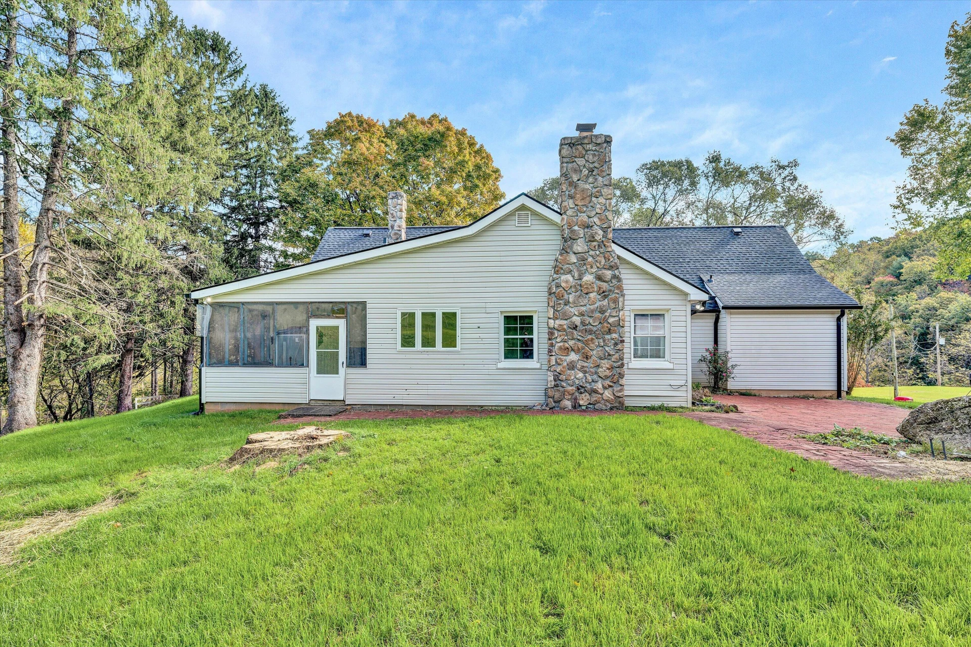 6869 Old Mill RD - Photo 32