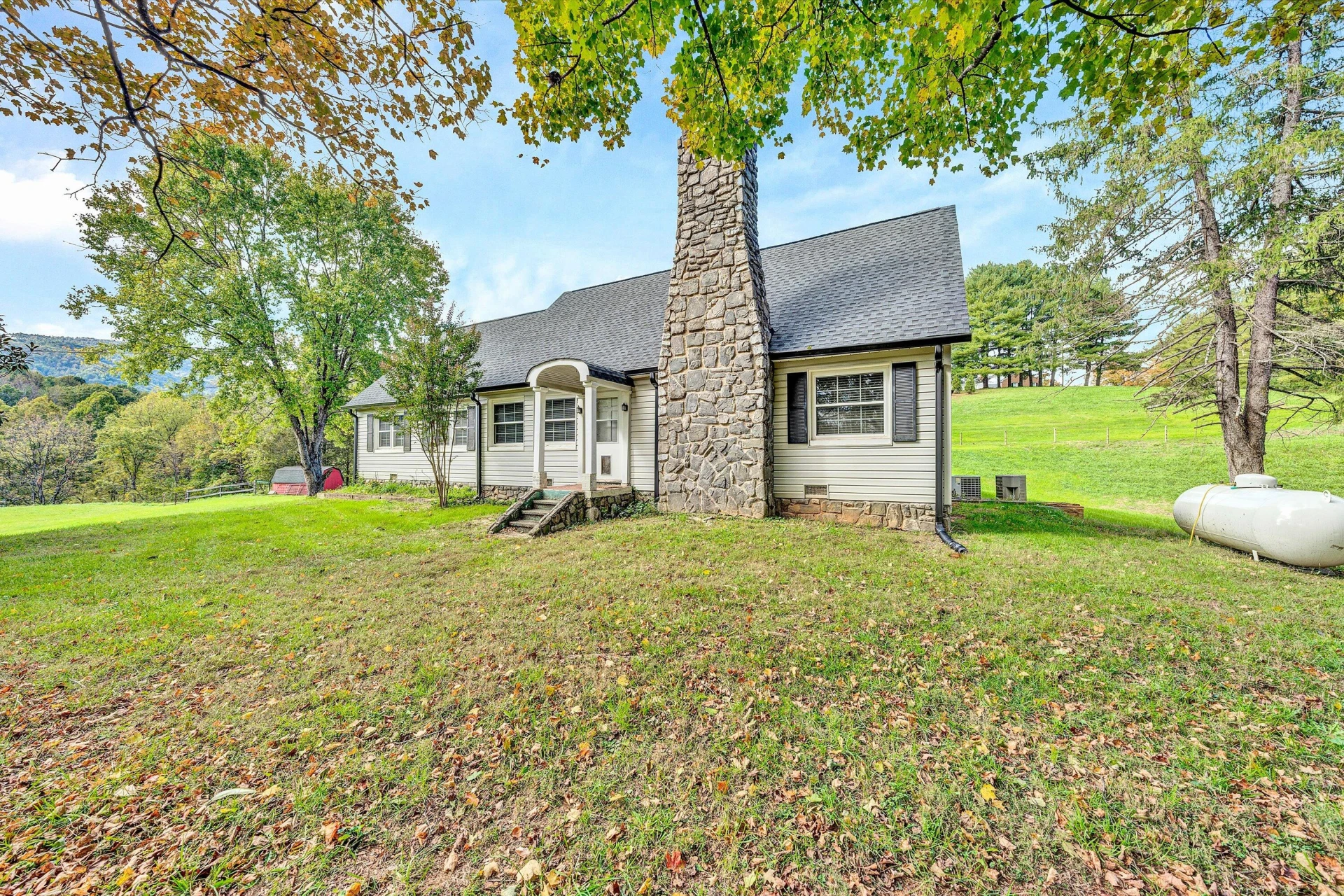 6869 Old Mill RD - Photo 37