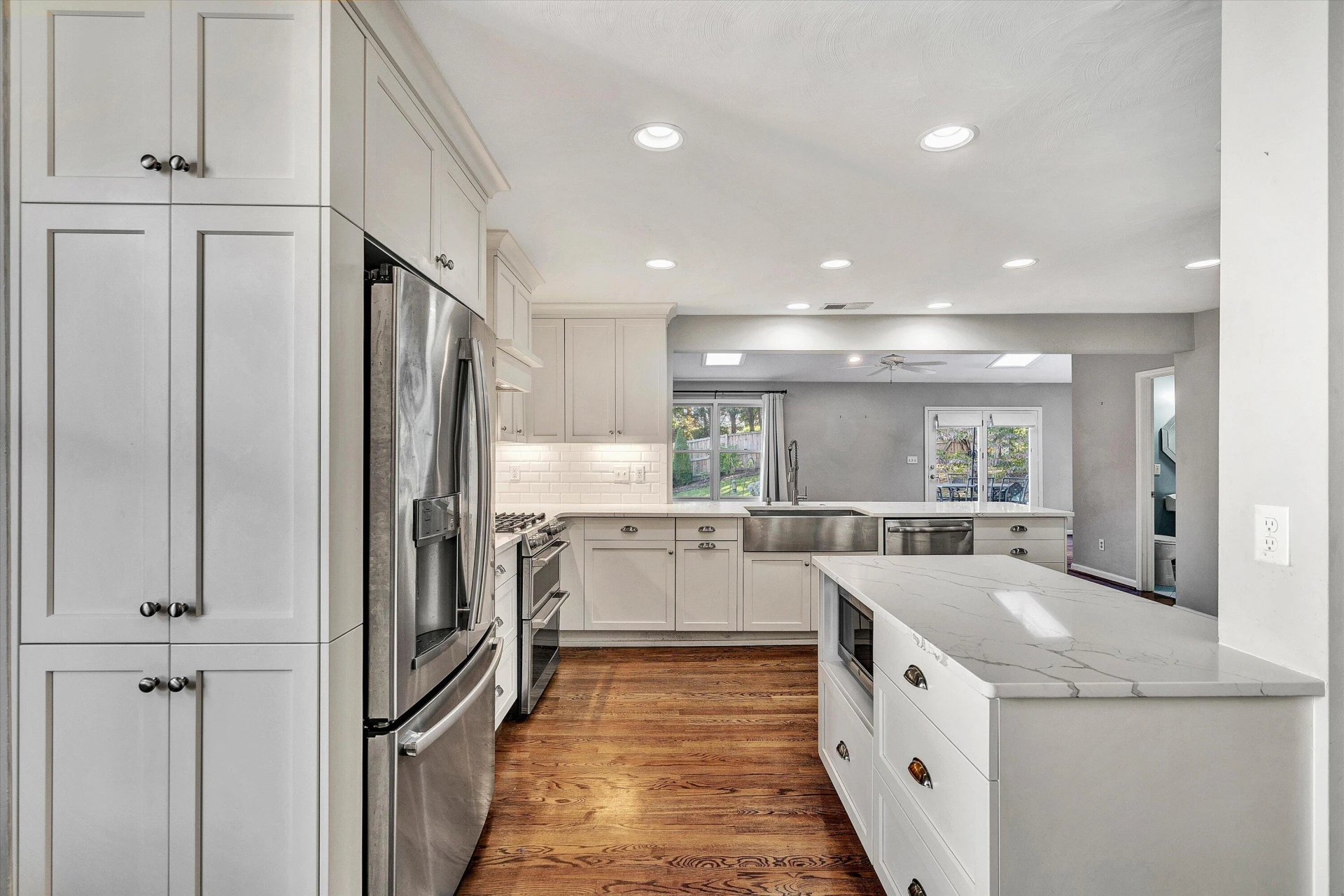 2730 Crystal Spring AVE - Photo 10