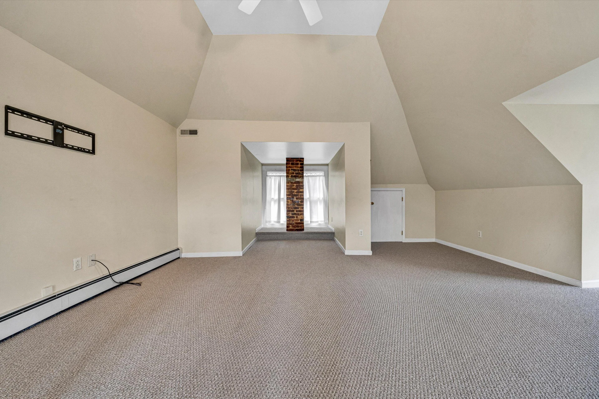 2730 Crystal Spring AVE - Photo 51