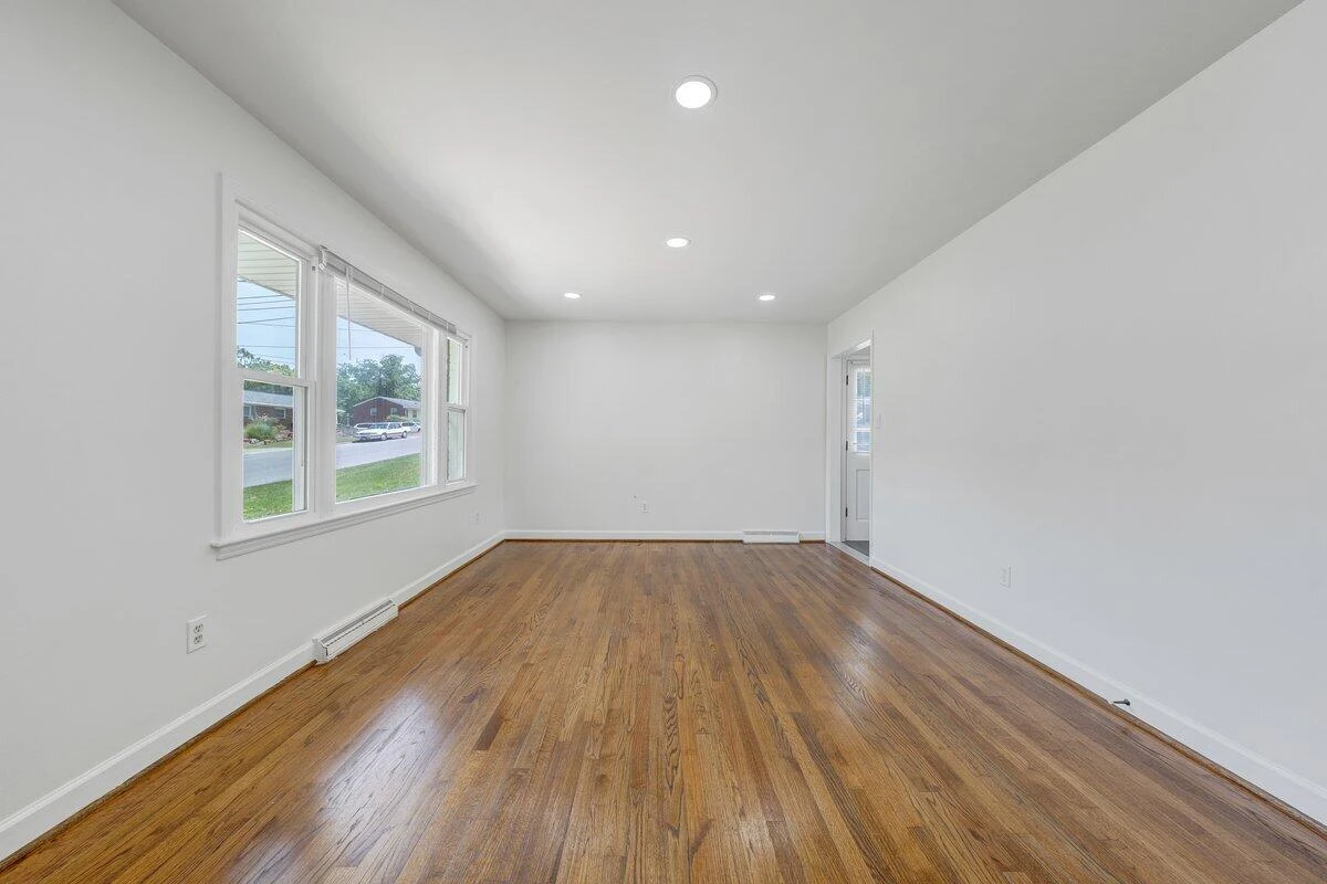 3754 Norway AVE - Photo 10