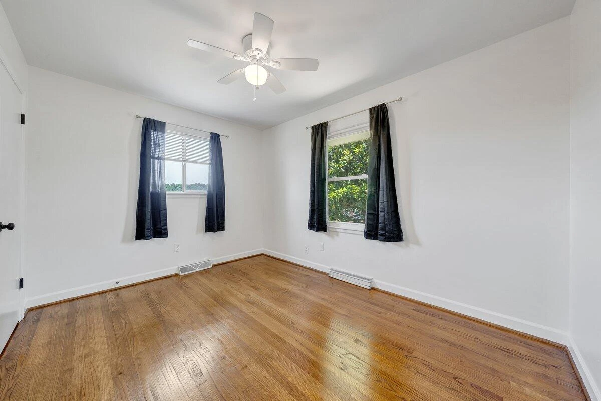 3754 Norway AVE - Photo 23