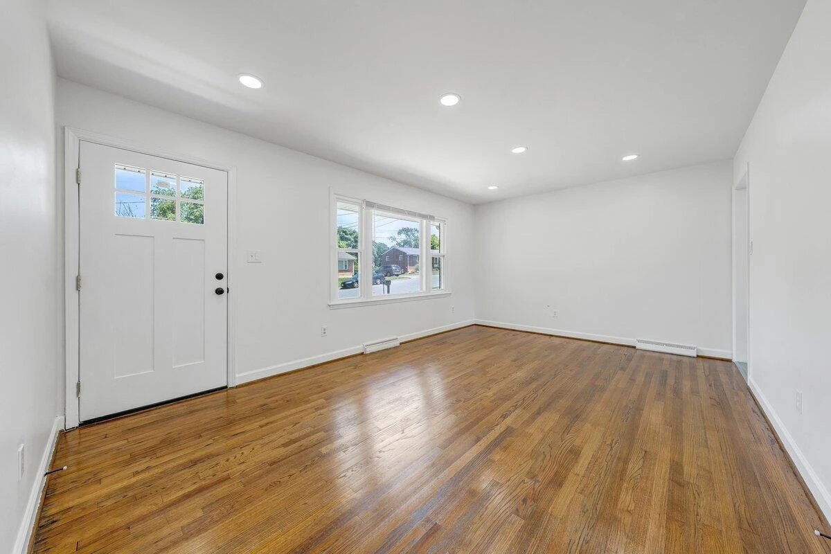 3754 Norway AVE - Photo 8