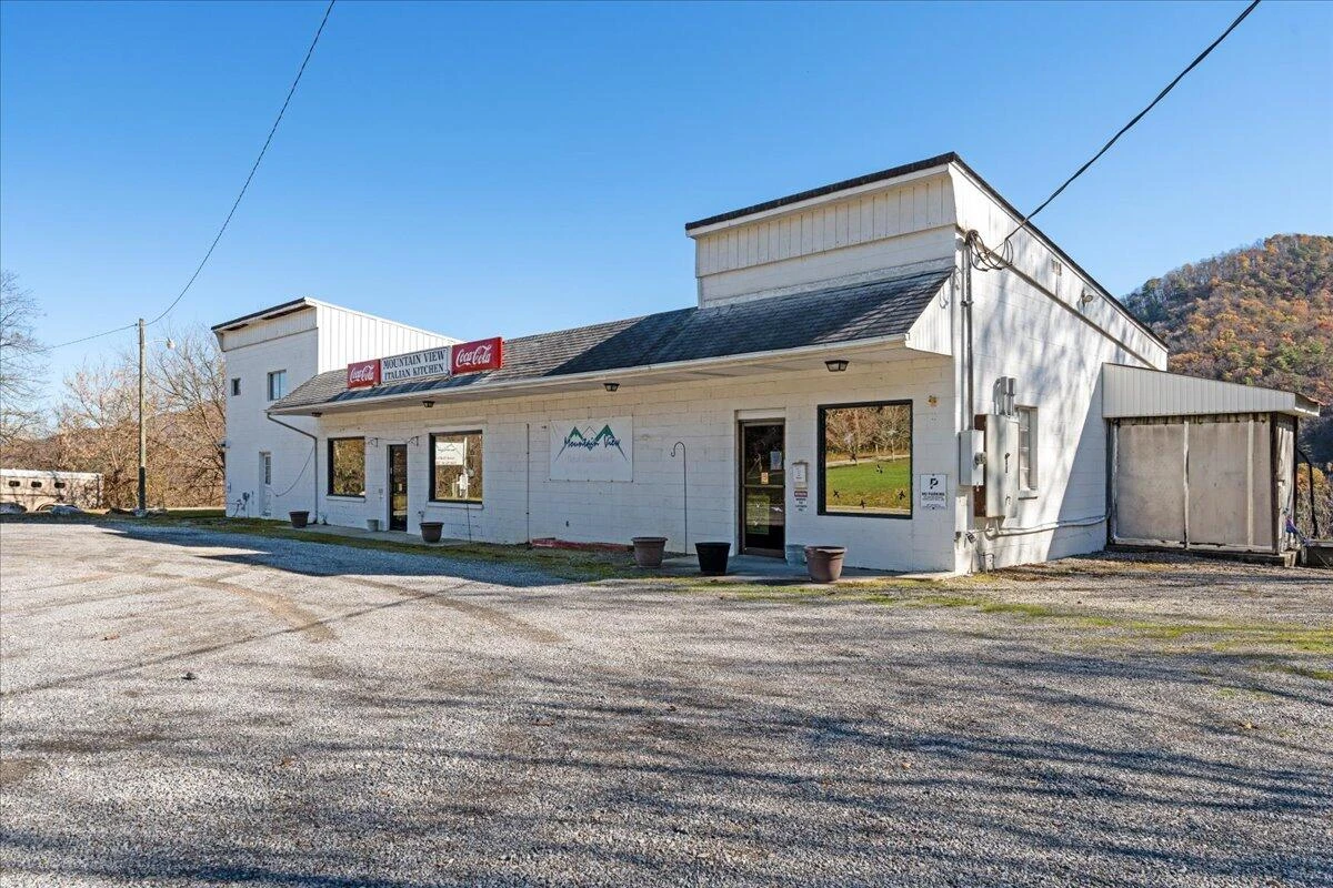 3199 North Fork RD