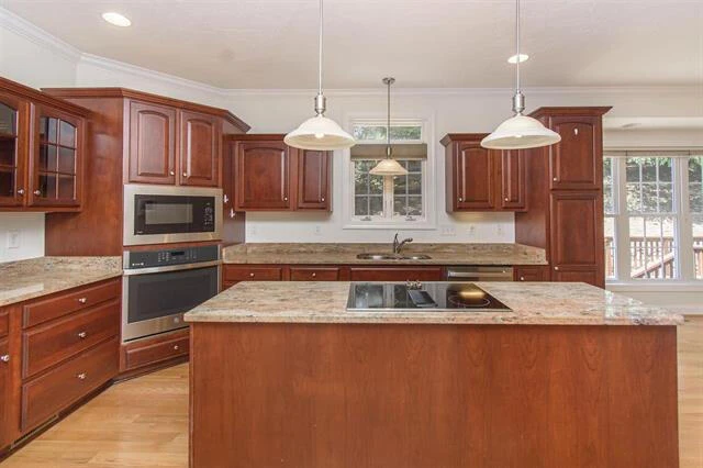 755 Honeysuckle RD - Photo 3