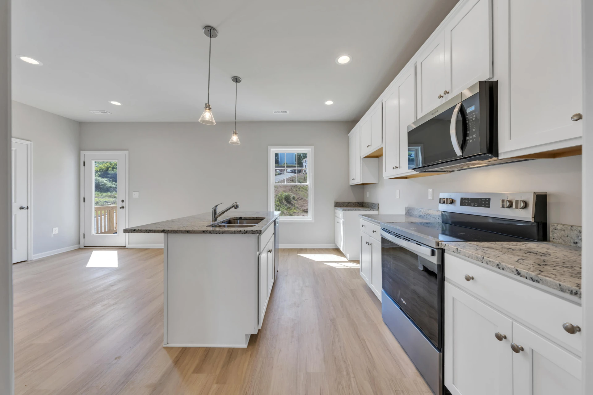 3731 Greenway DR - Photo 9