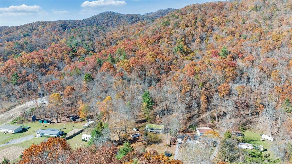 7820 Ogle Creek RD - Photo 10