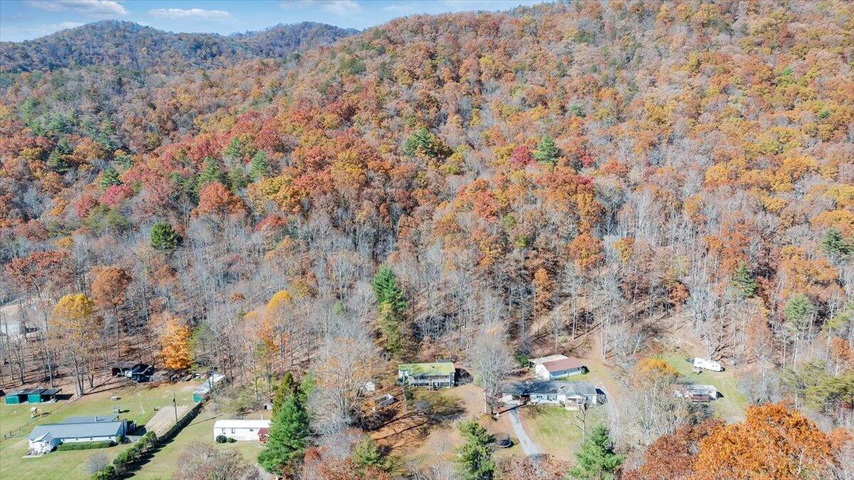 7820 Ogle Creek RD - Photo 9