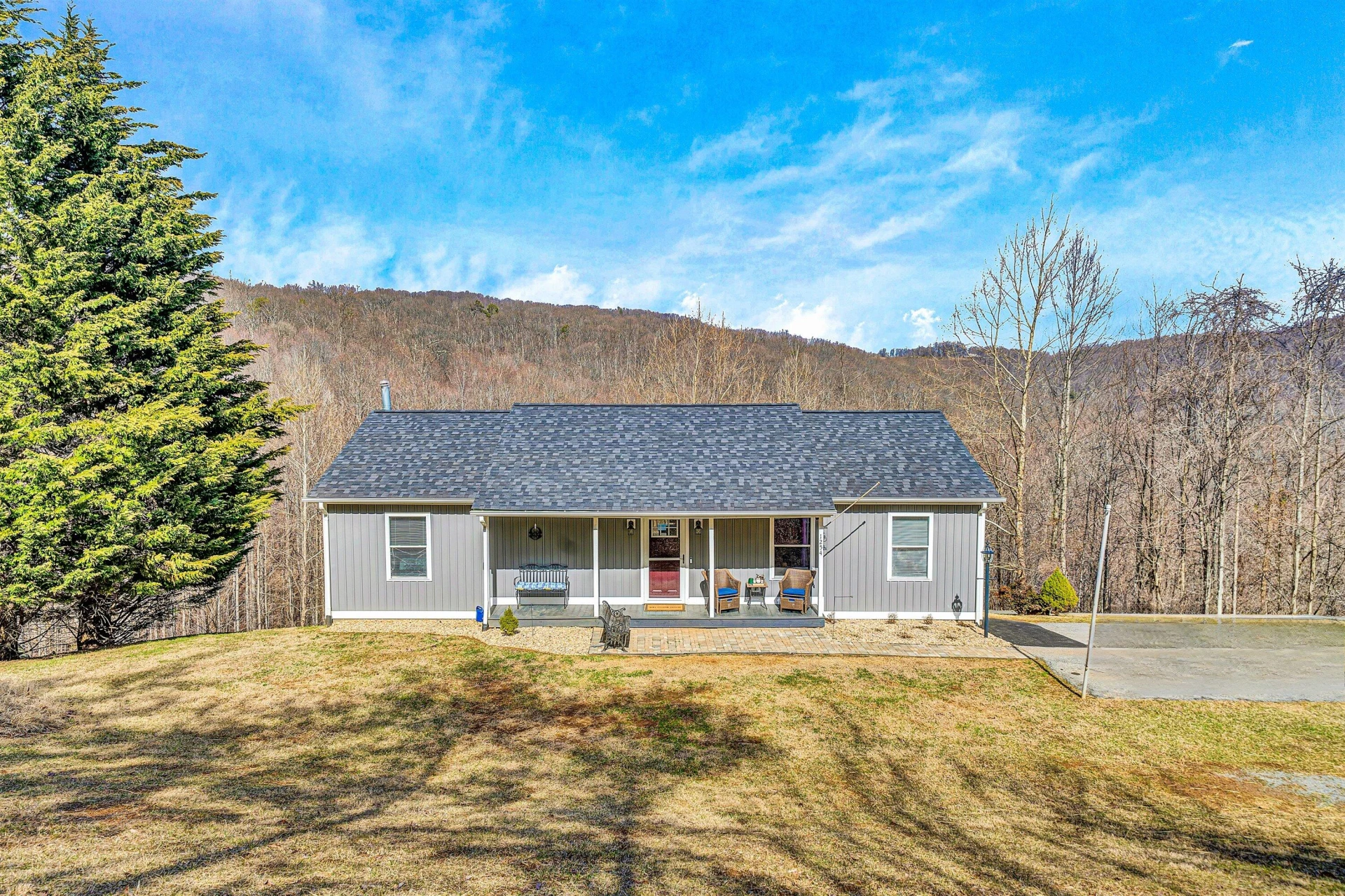 1254 Archway LN
