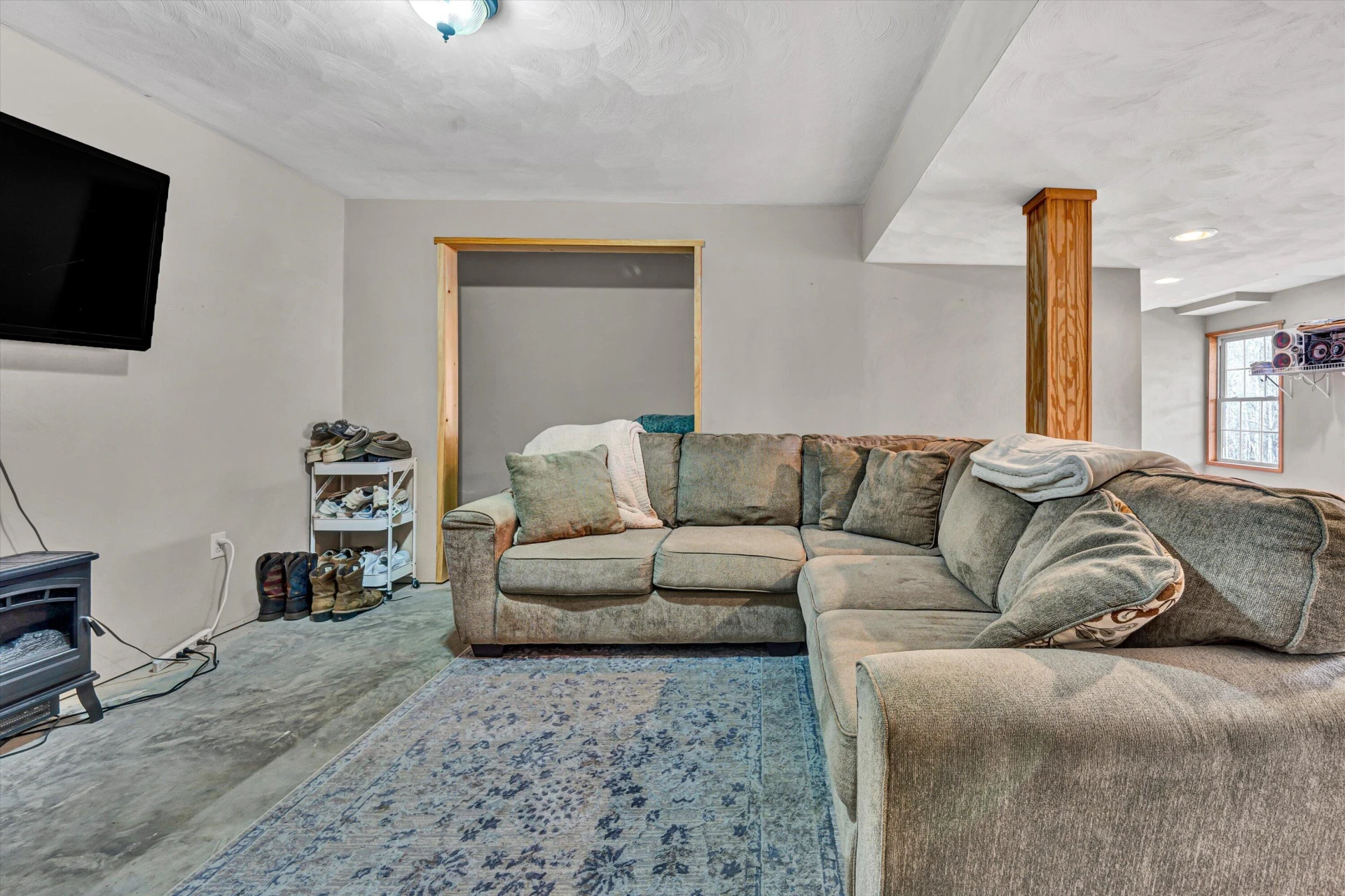 1254 Archway LN - Photo 22