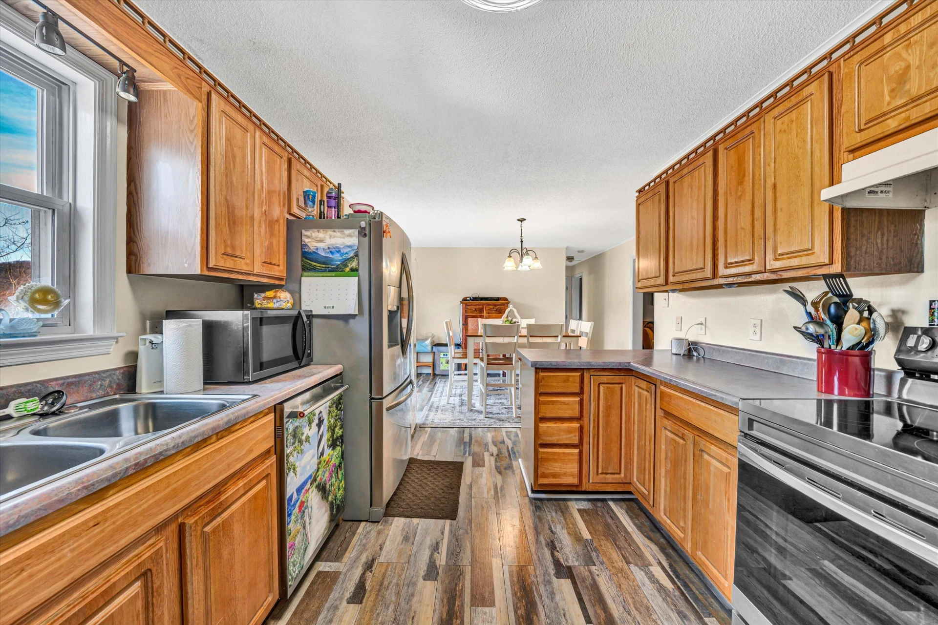1254 Archway LN - Photo 9