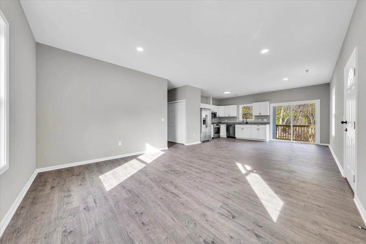 1464 Varnell AVE - Photo 3