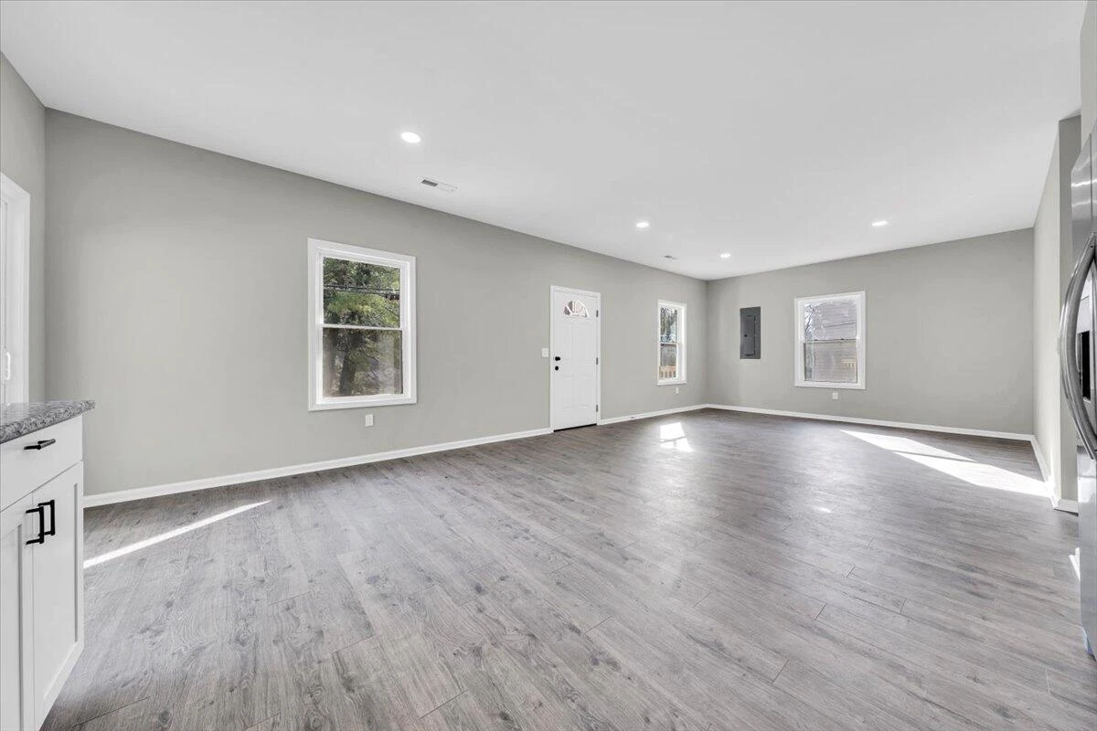 1464 Varnell AVE - Photo 9