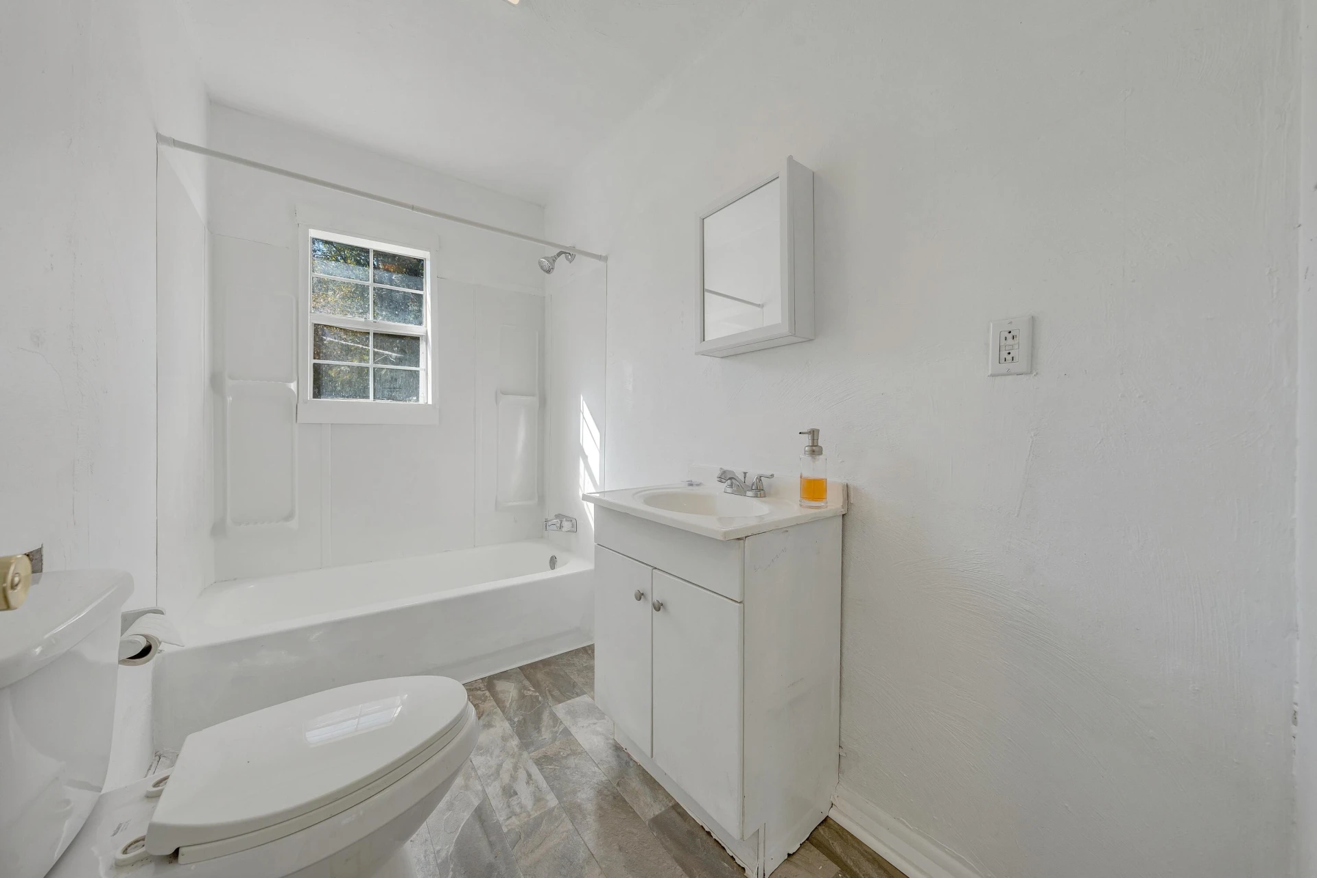 2116 Staunton AVE - Photo 16