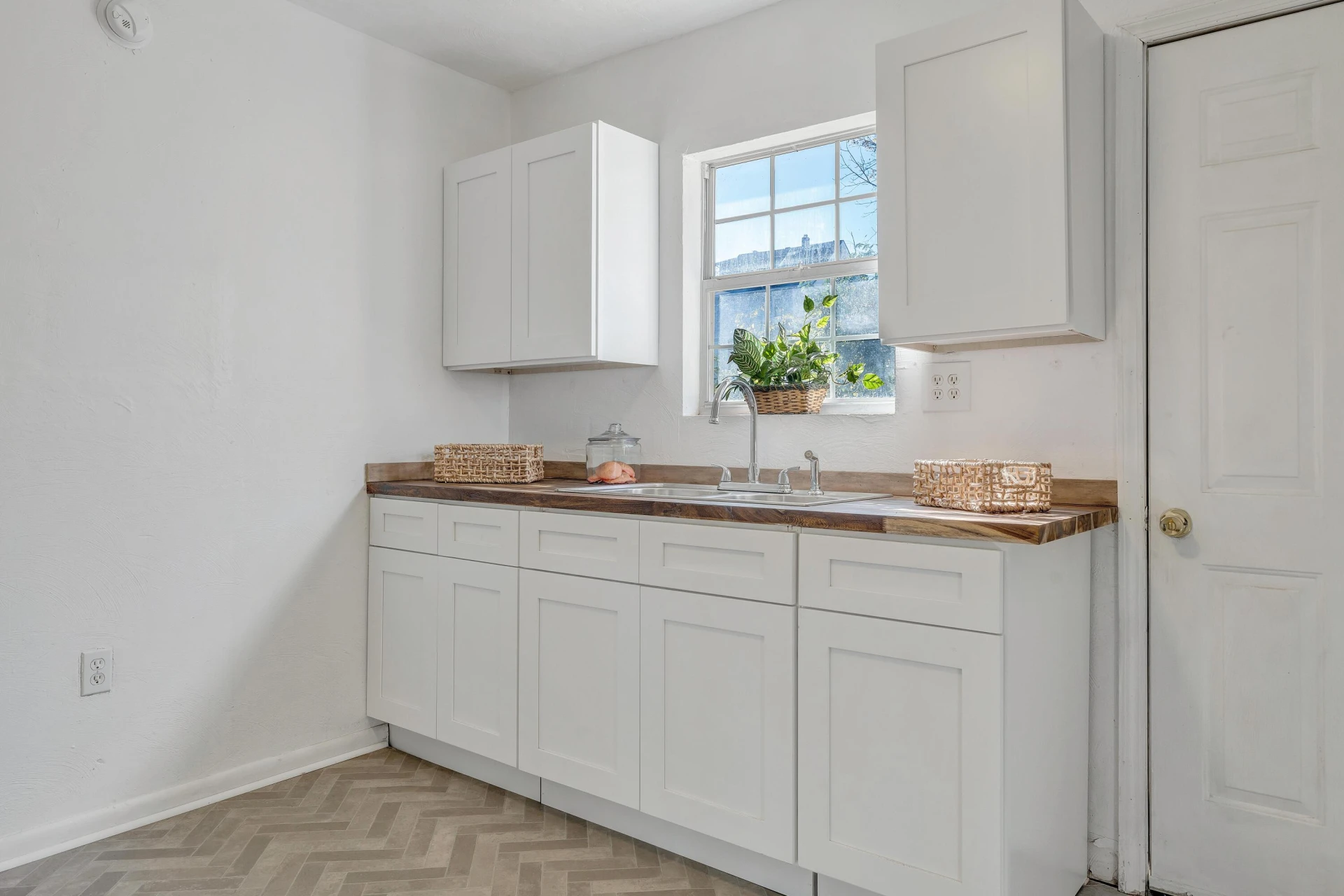 2116 Staunton AVE - Photo 8