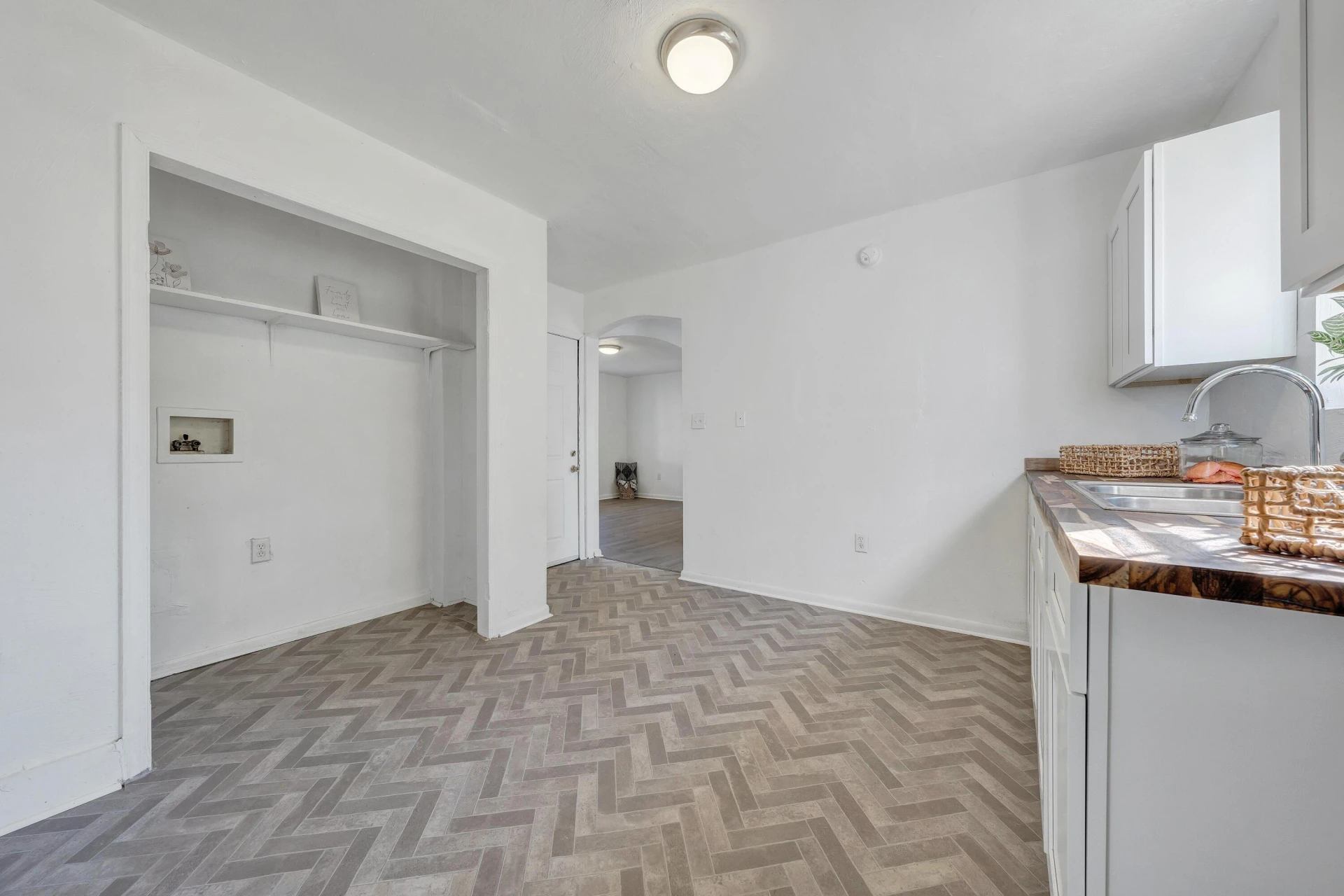 2116 Staunton AVE - Photo 9