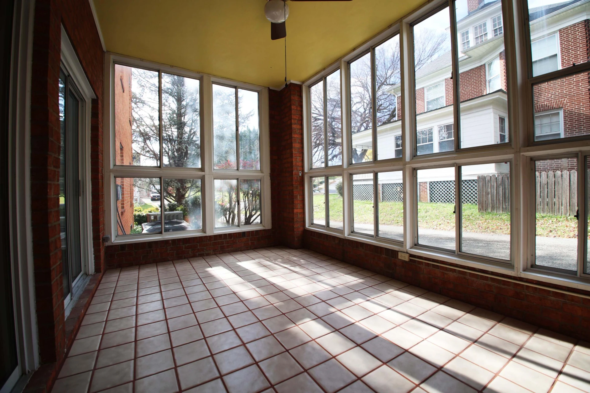 2151 Broadway AVE #1 - Photo 6