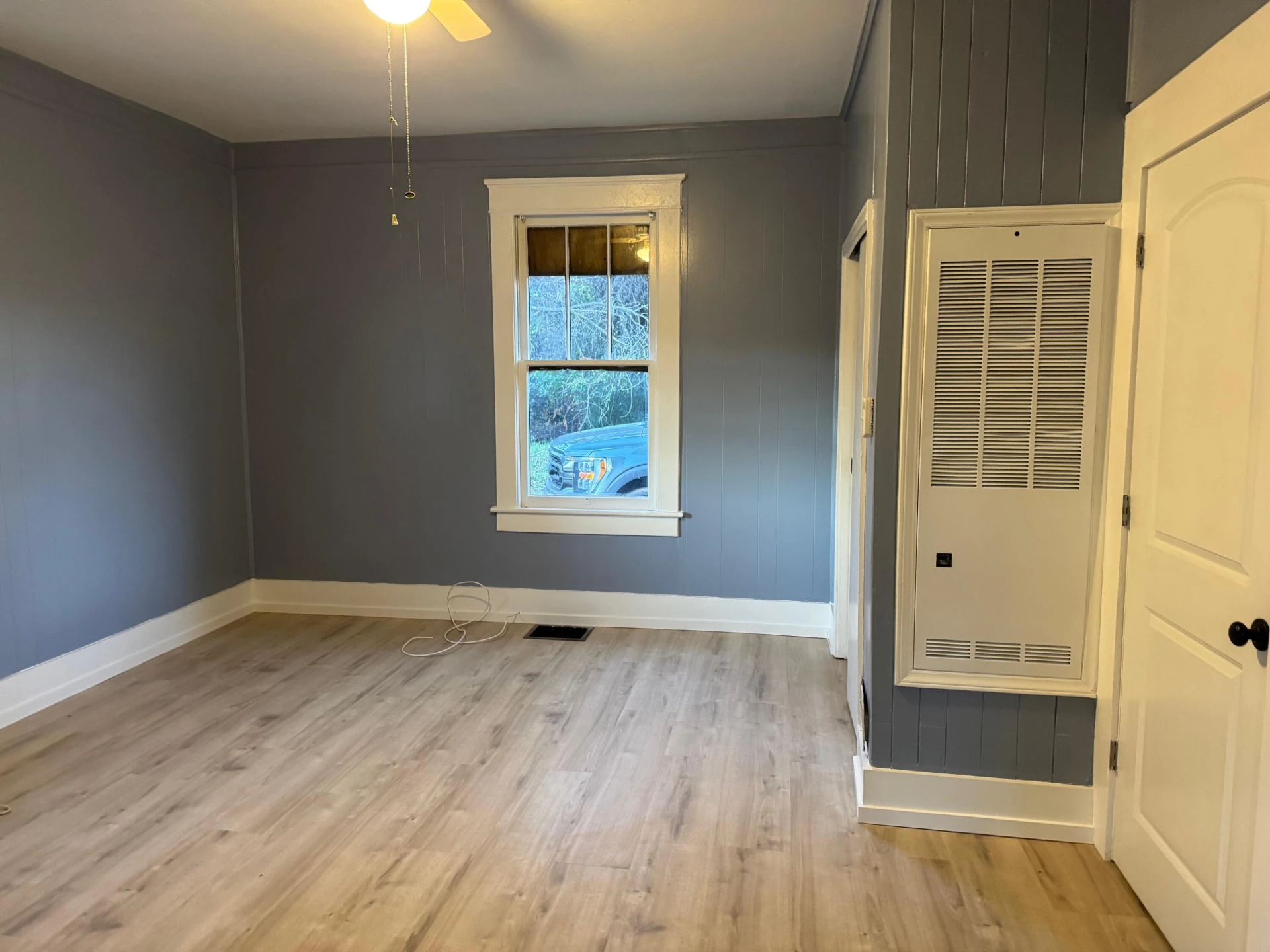 212 College ST - Photo 18