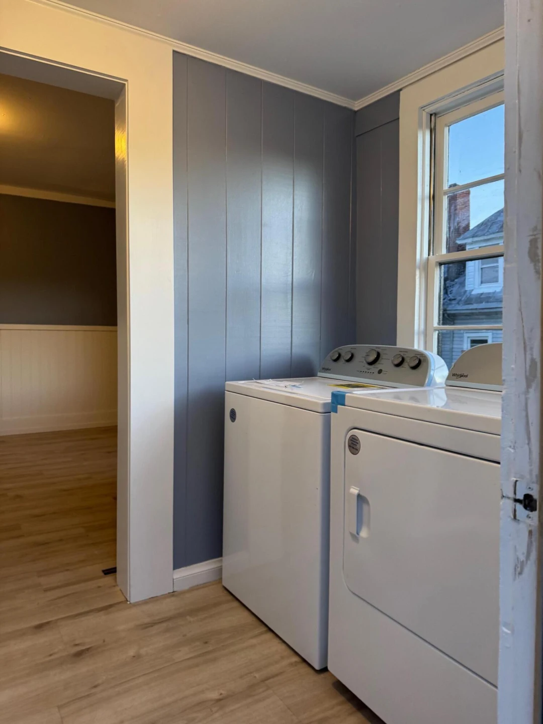 212 College ST - Photo 25
