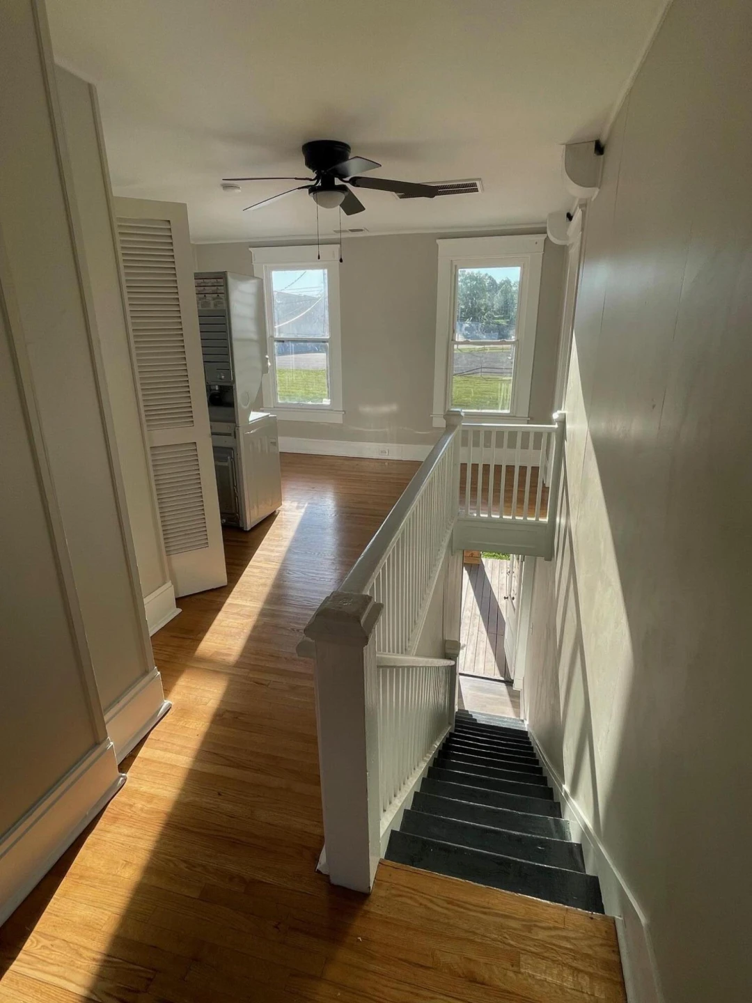212 College ST - Photo 30