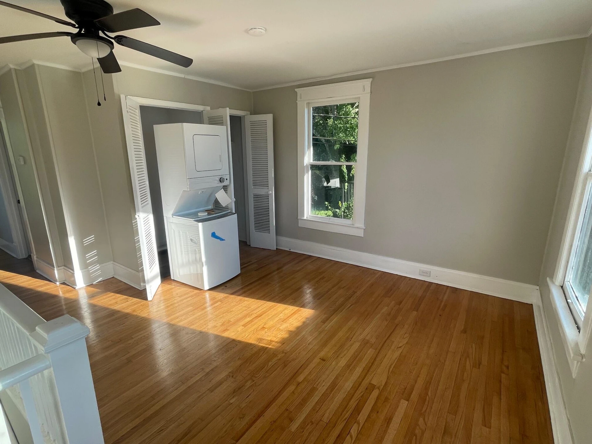 212 College ST - Photo 9