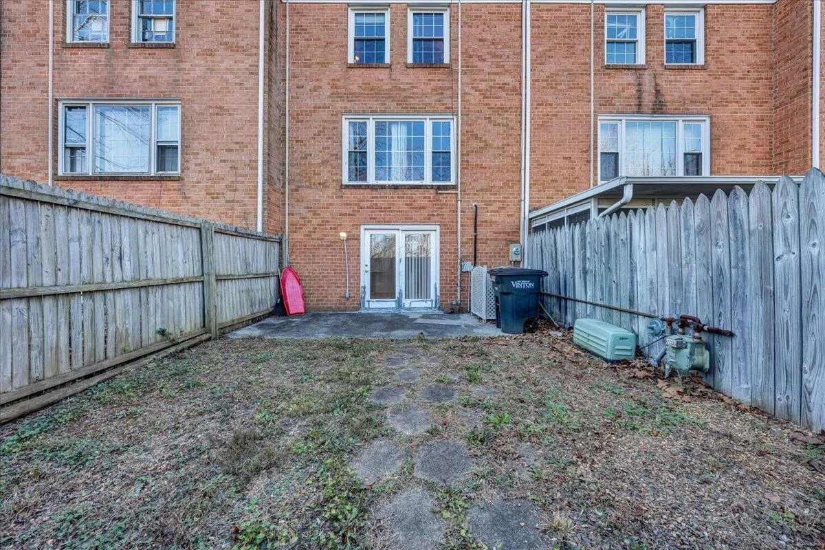 109 Southampton DR - Photo 21