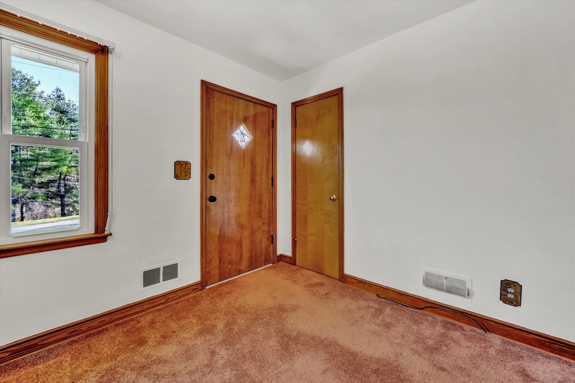 6683 Crowell Gap RD - Photo 4