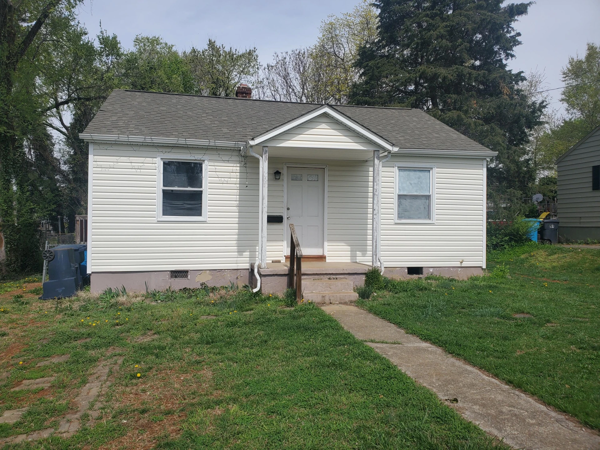 717 Hershberger RD