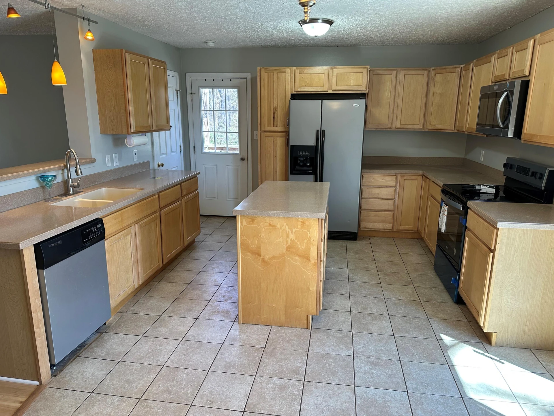 213 Heritage LN - Photo 16