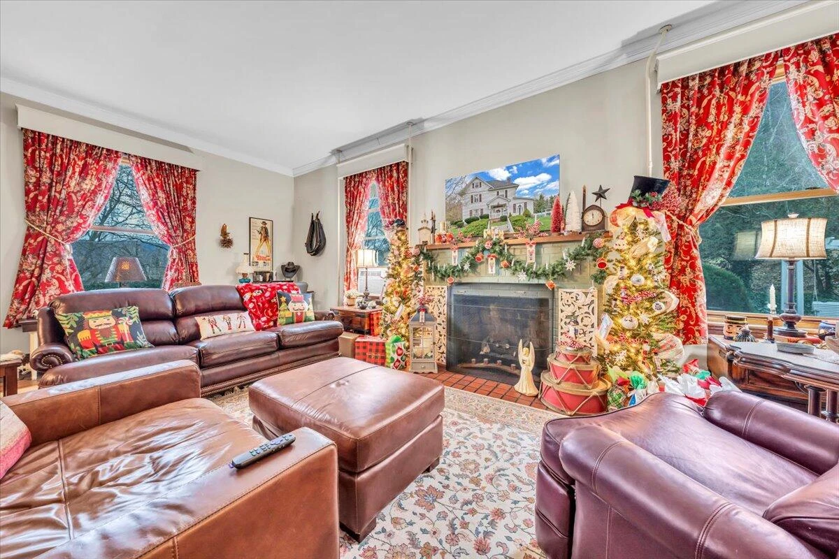 204 Rosedale AVE - Photo 11
