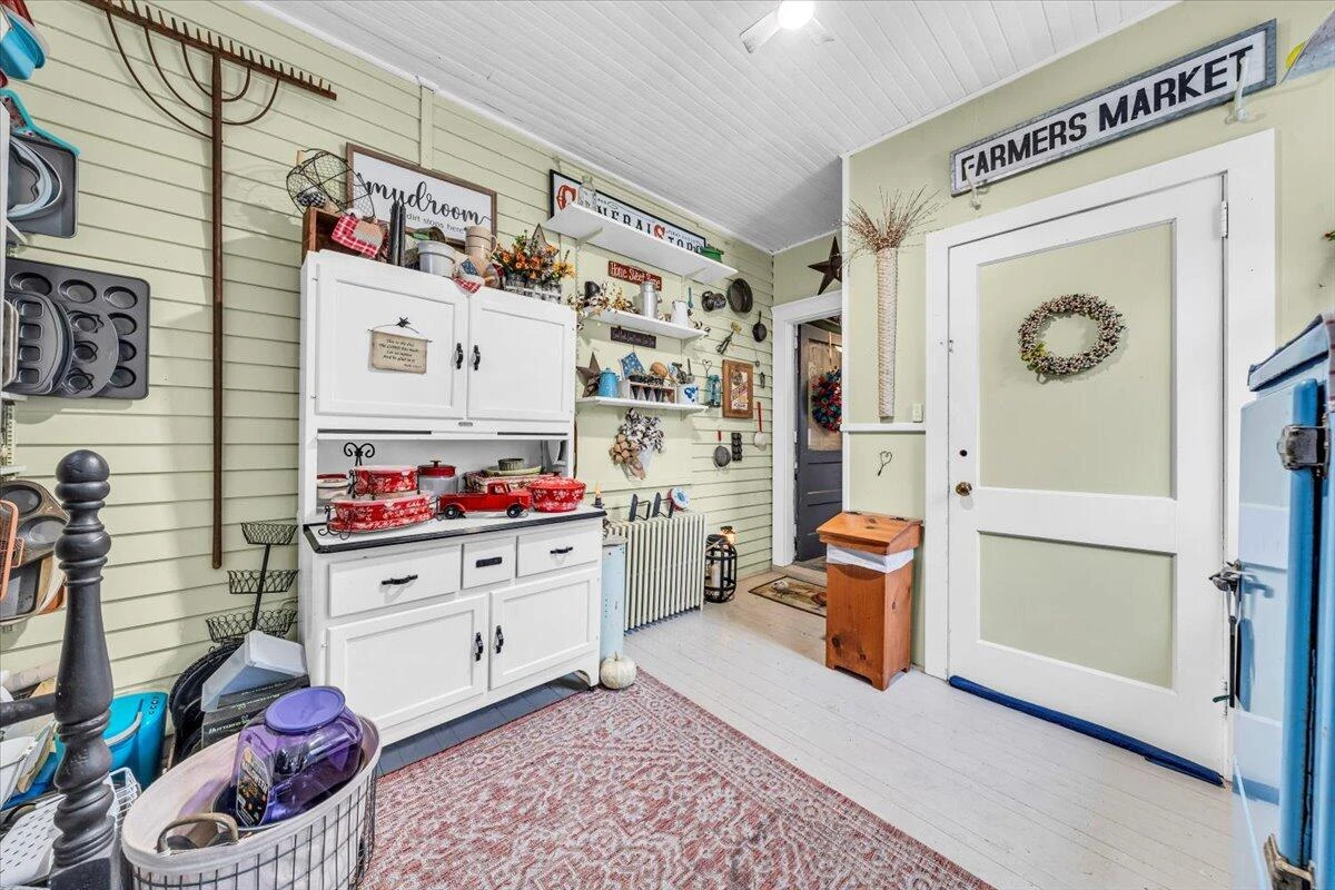204 Rosedale AVE - Photo 22