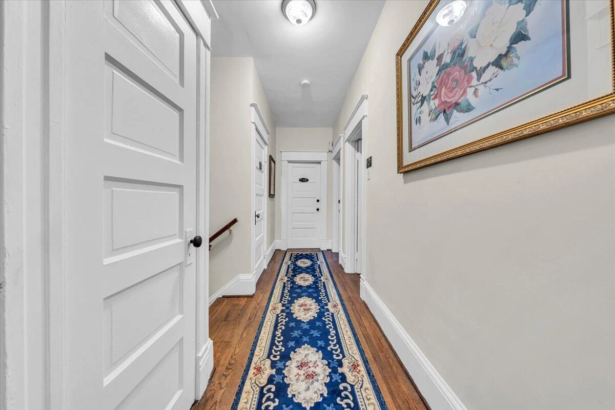 204 Rosedale AVE - Photo 27