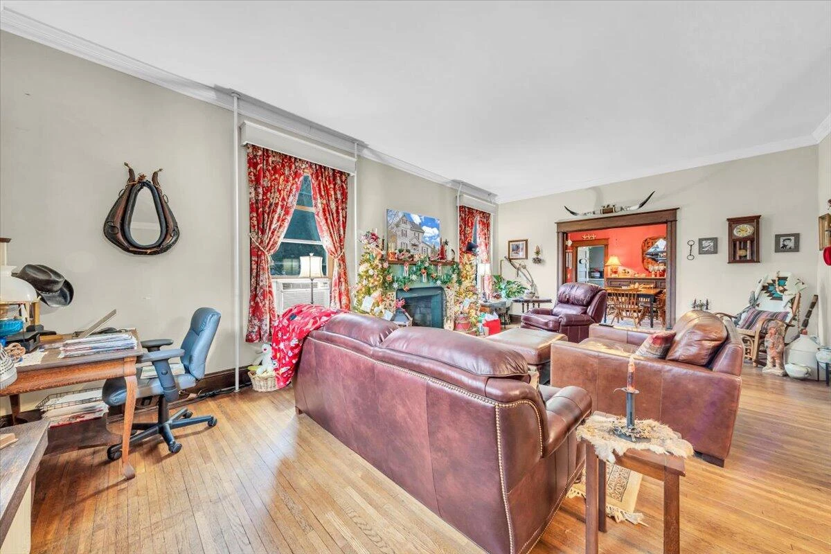 204 Rosedale AVE - Photo 7
