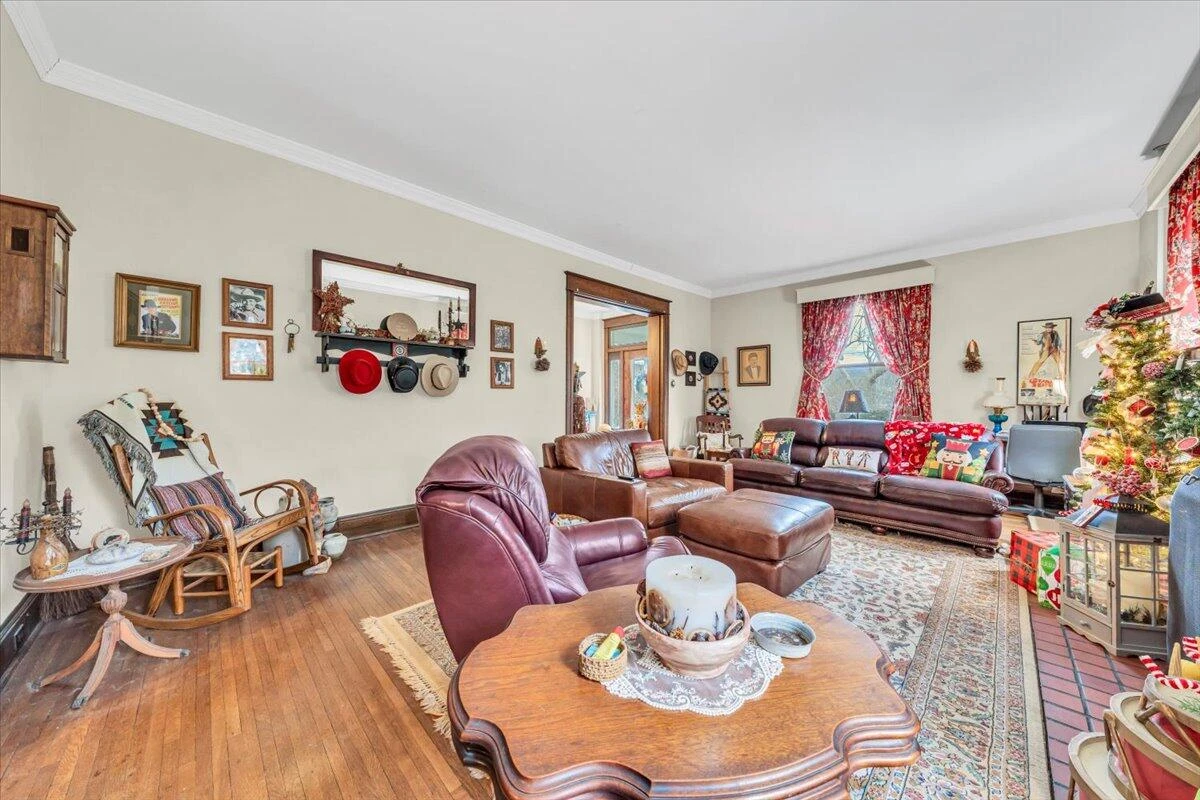 204 Rosedale AVE - Photo 8