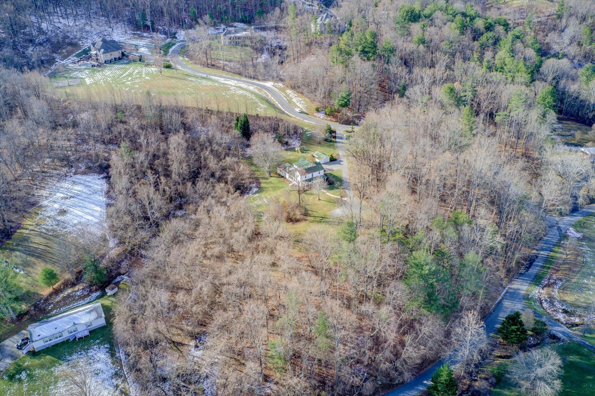 8320 Poplar Springs LN - Photo 3
