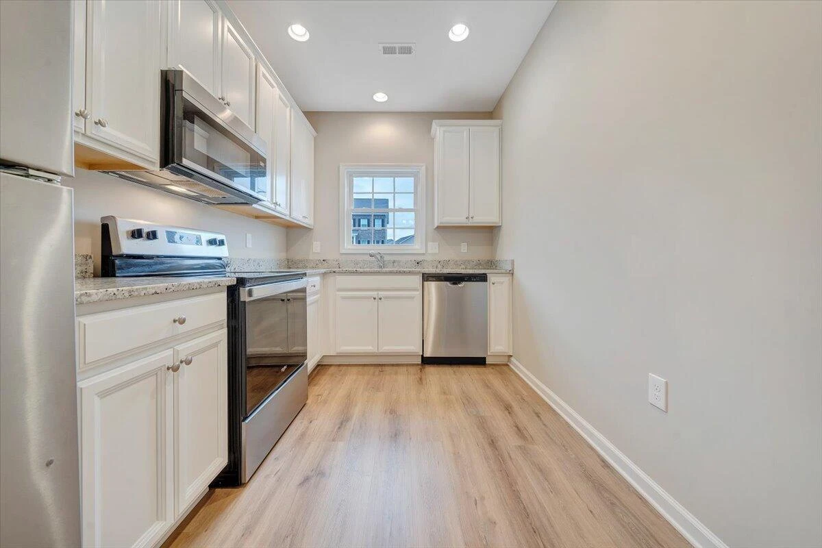 5715 Huntridge RD - Photo 10
