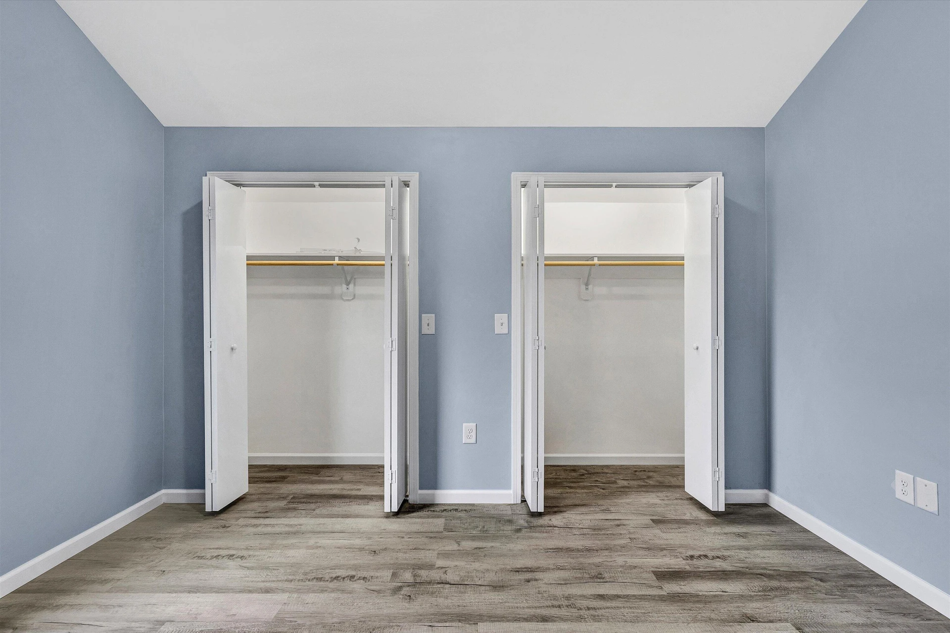 306 Carey AVE - Photo 11