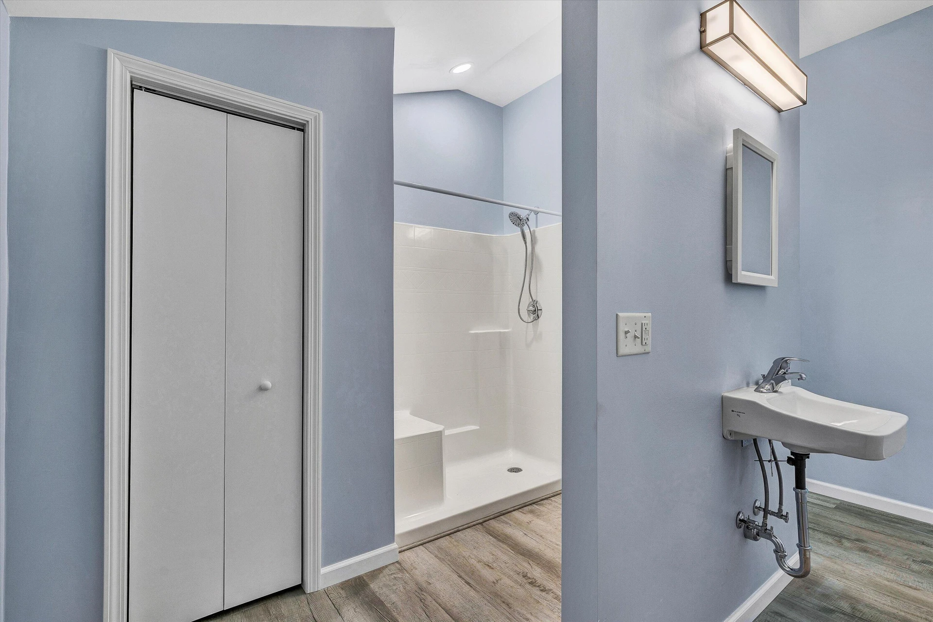306 Carey AVE - Photo 12