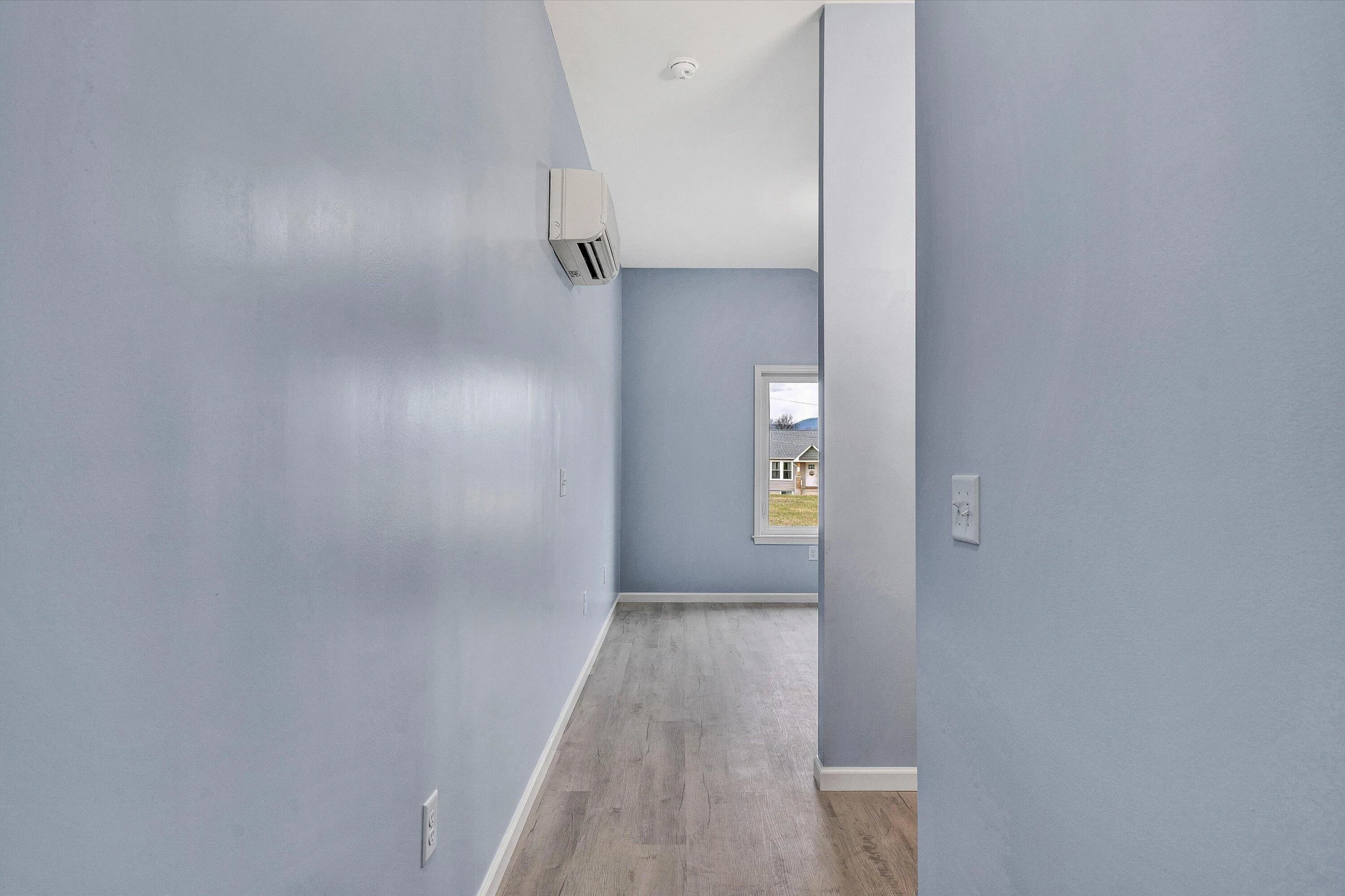 306 Carey AVE - Photo 7